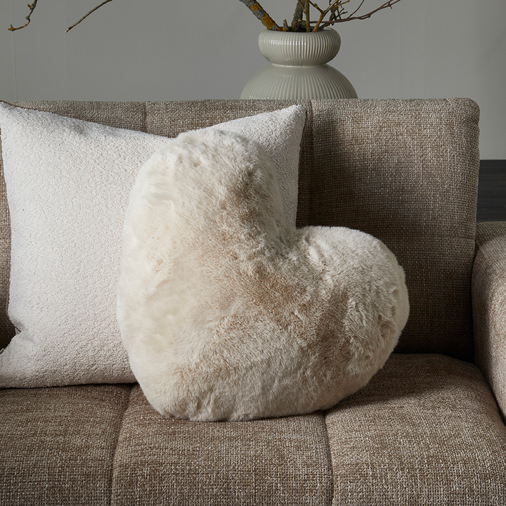 Rivièra Maison Heather Heart Faux Fur Pillow